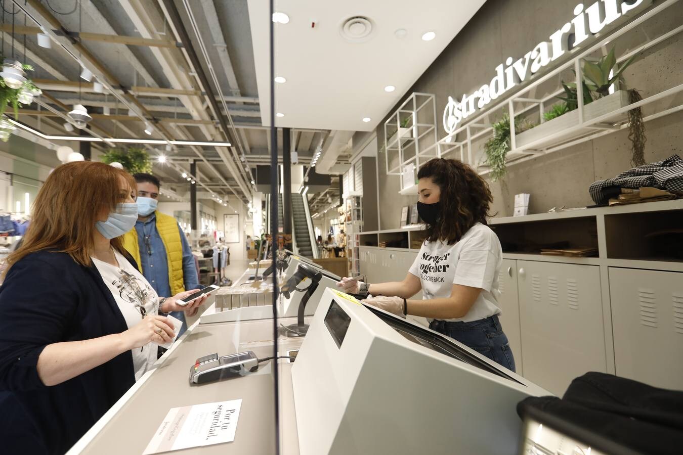 La apertura de tiendas en Córdoba de más de 400 metros, en imágenes