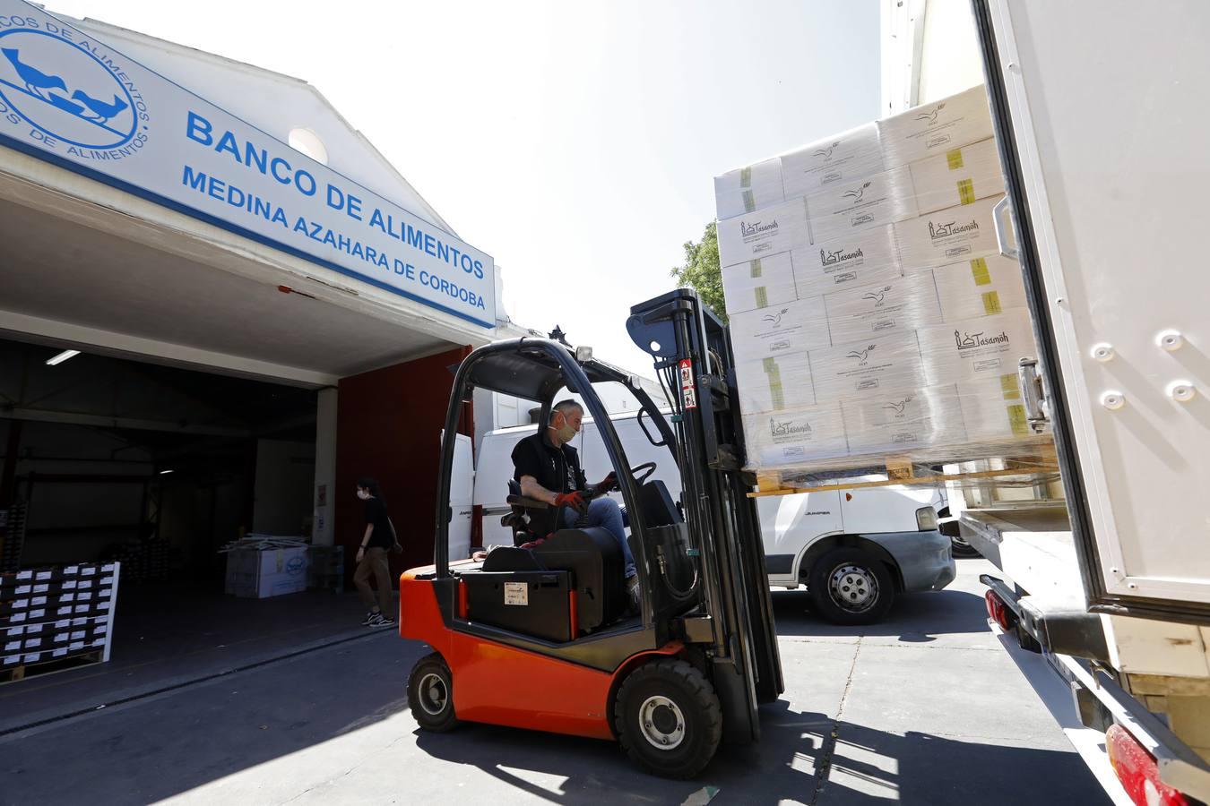 La donación de siete toneladas al Banco de Alimentos de Córdoba, en imágenes