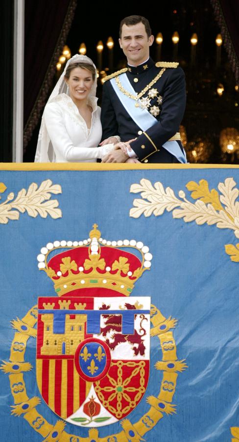 Los 16 años de matrimonio de los Reyes Felipe y Letizia, en imágenes