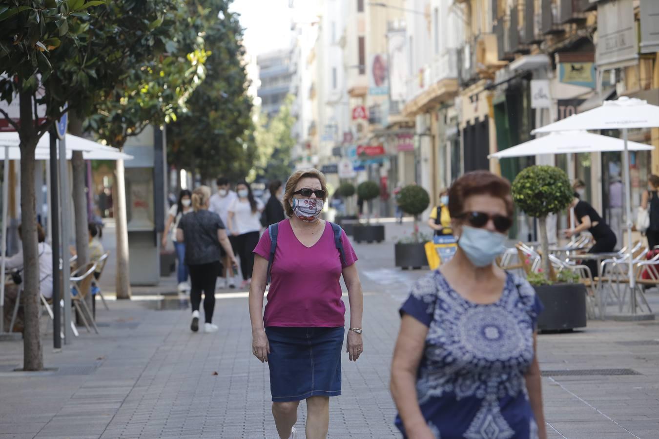 El primer día de mascarillas obligatorias en Córdoba, en imágenes