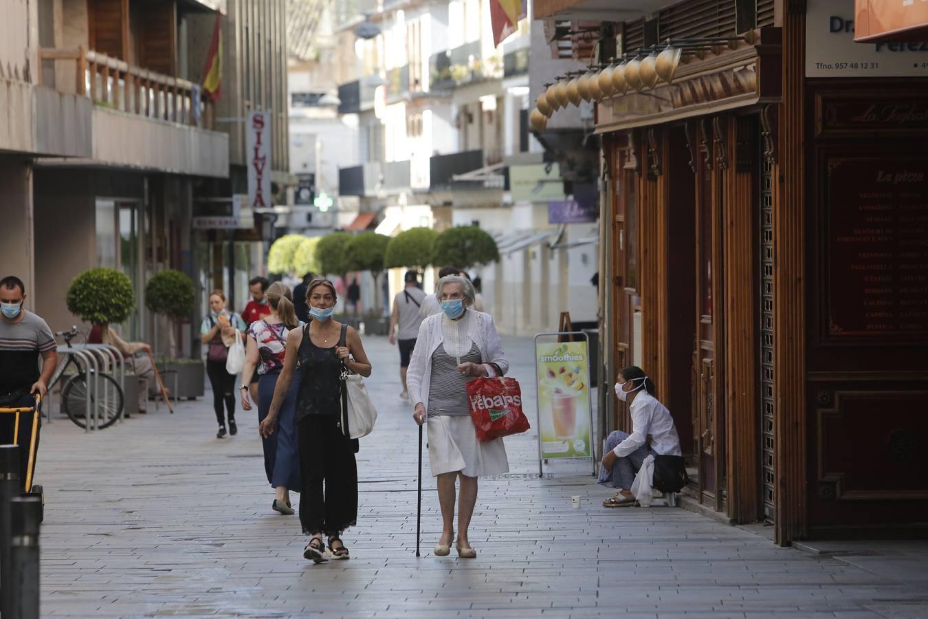 El primer día de mascarillas obligatorias en Córdoba, en imágenes