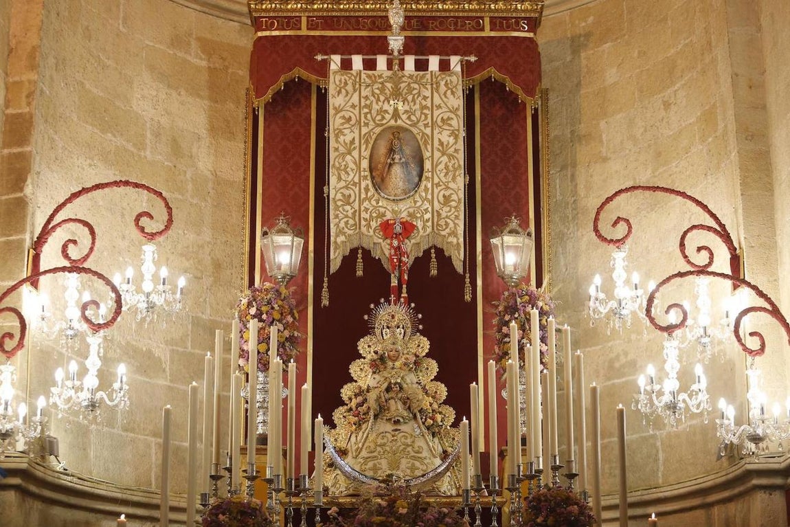 La misa de romeros de la hermandad del Rocío de Córdoba, en imágenes