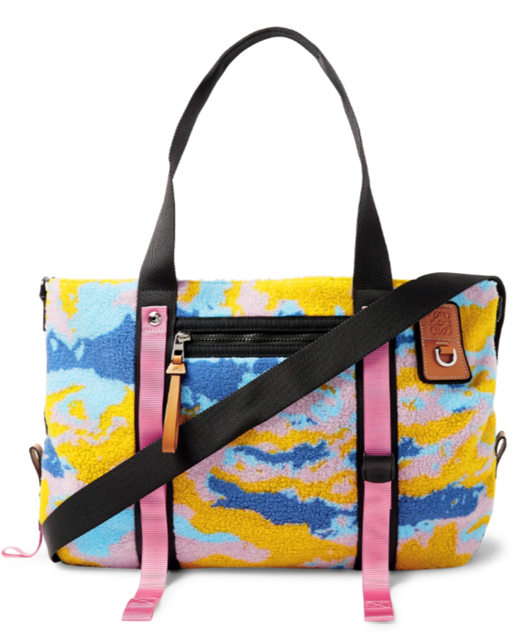 Bolso de Loewe. Si te gustan los modelos a todo color no te pierdas este de Loewe (Precio: 950 euros)