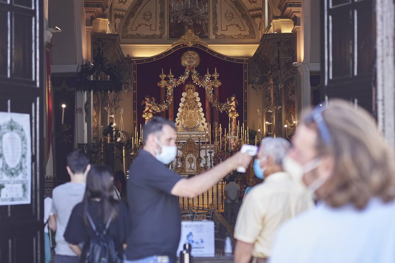 La Virgen del Rocío, preparada para Pentecostés