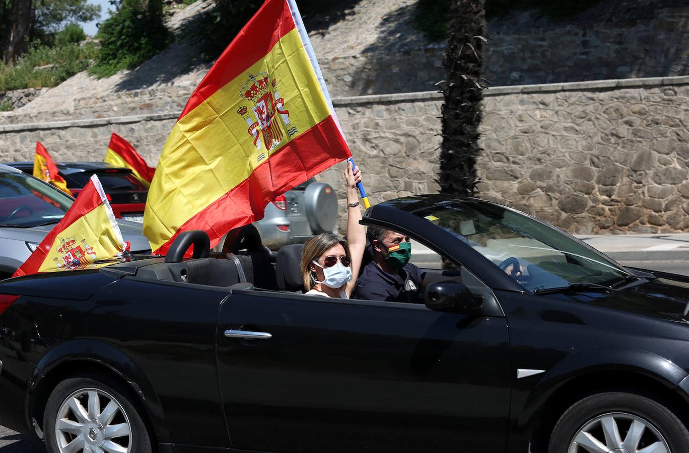 En imágenes: la caravana de Vox colapsa Toledo