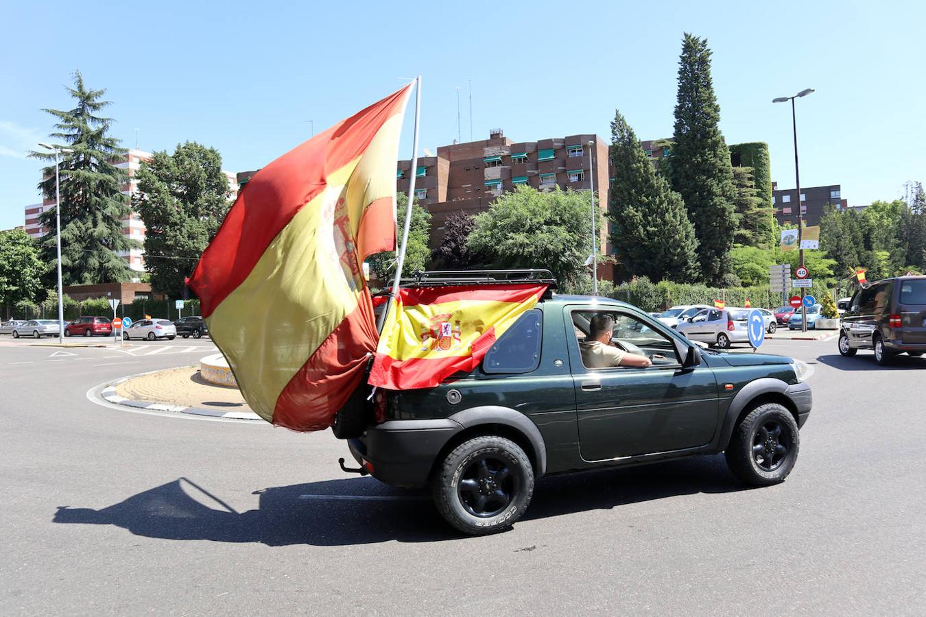 En imágenes: la caravana de Vox colapsa Toledo