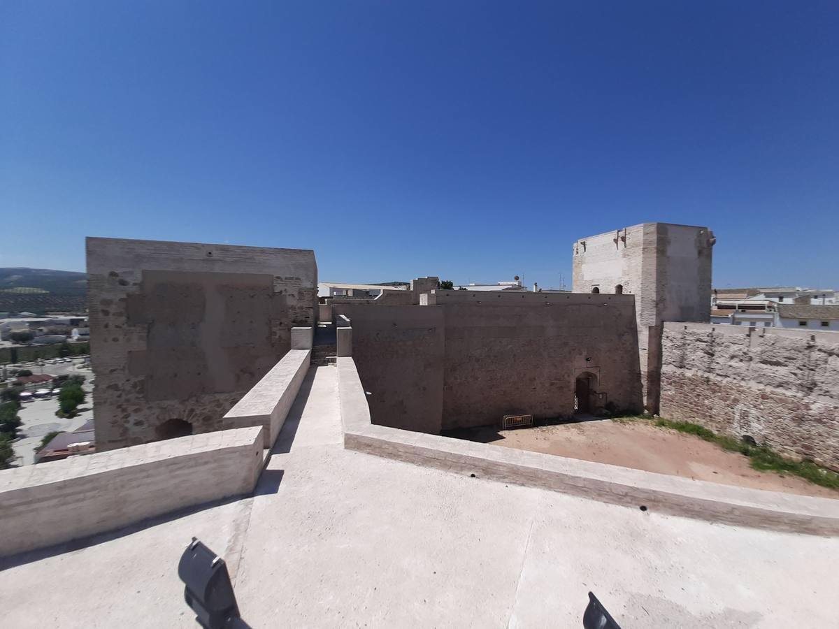 Las obras del Castillo del Castro del Río, en imágenes