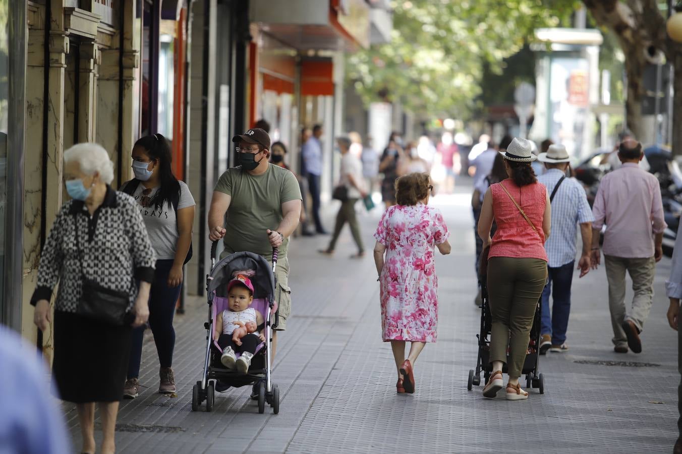 El ambiente en la calle el primer día de la fase 2 en Córdoba, en imágenes