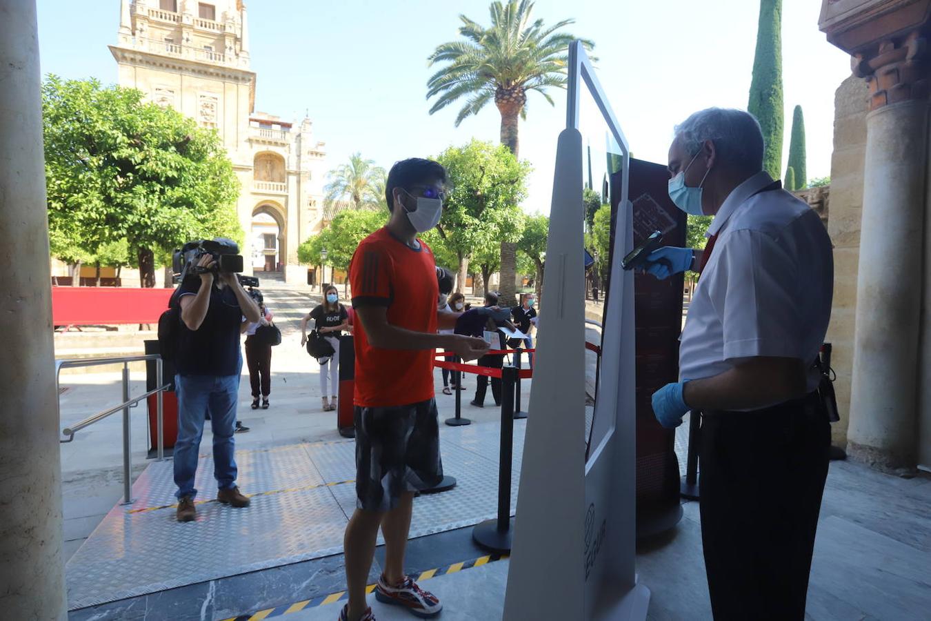 La reapertura de la Mezquita-Catedral de Córdoba, en imágenes