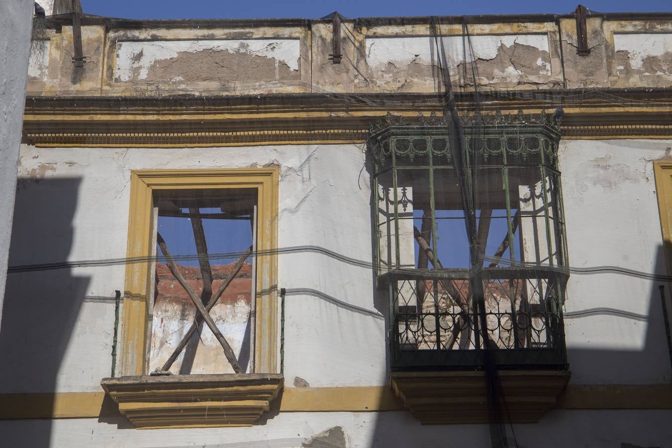 Repaso al estado de abandono de  casas con gran valor patrimonial en Sevilla