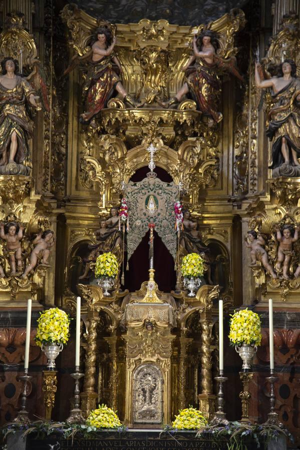 Altar del Rocío de Sevilla