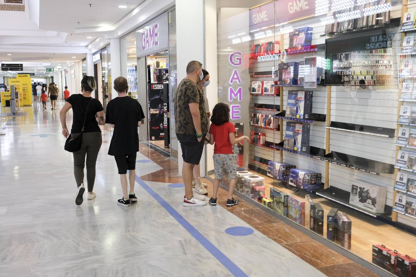 Los centros comerciales de Cádiz refuerzan sus medidas de seguridad por la alerta sanitaria