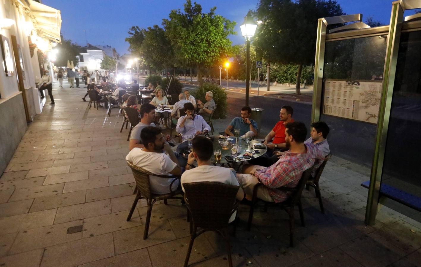 El ambiente de la desescalada en las terrazas de la Ribera de Córdoba, en imágenes