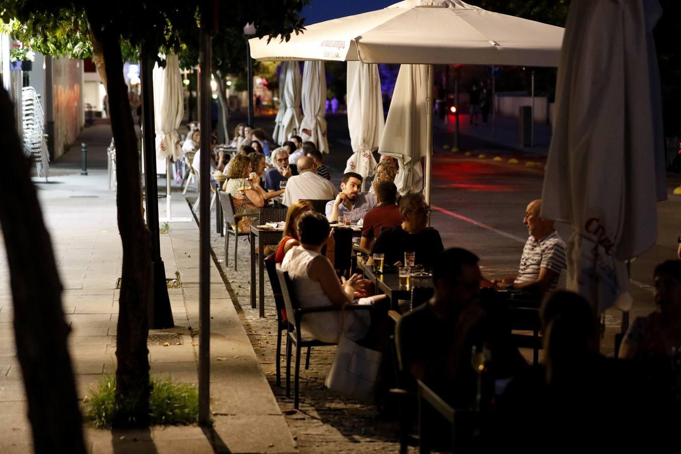 El ambiente de la desescalada en las terrazas de la Ribera de Córdoba, en imágenes