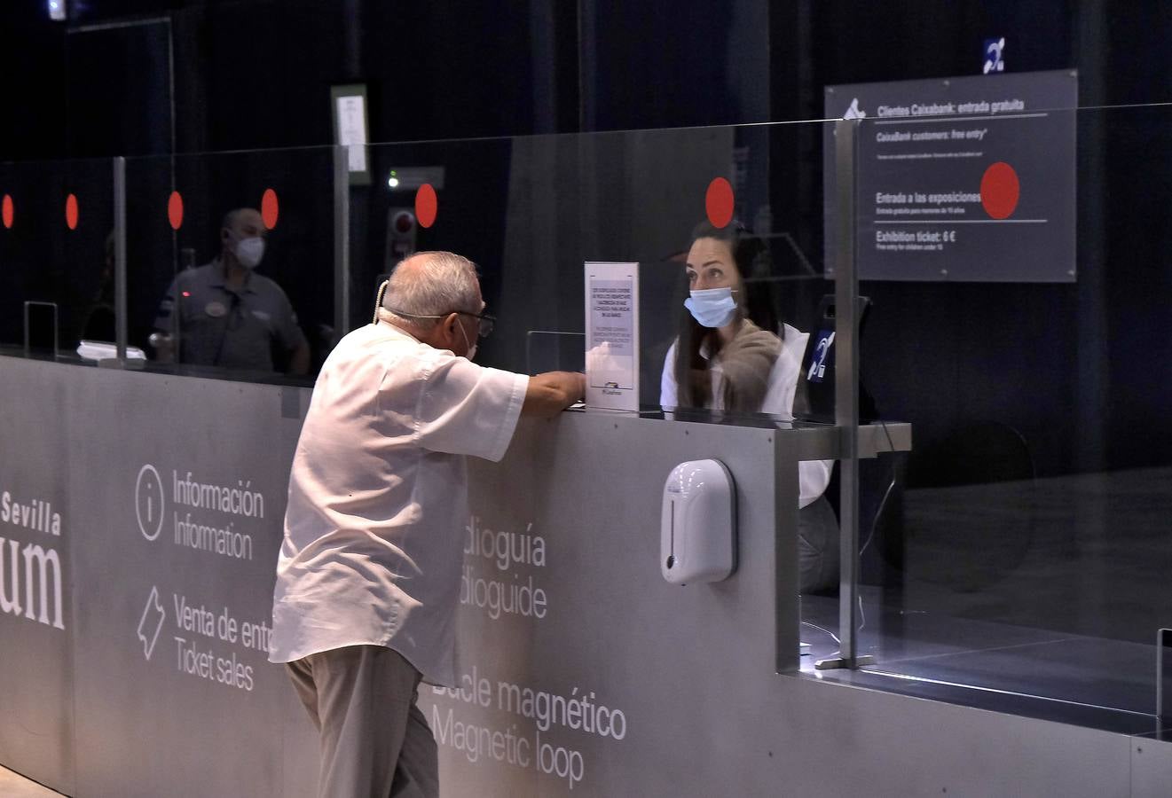 La reapertura del CaixaForum Sevilla, en imágenes