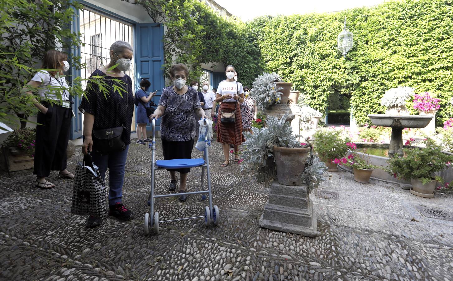 La reapertura de Viana y los Jardines del Alcázar de Córdoba, en imágenes