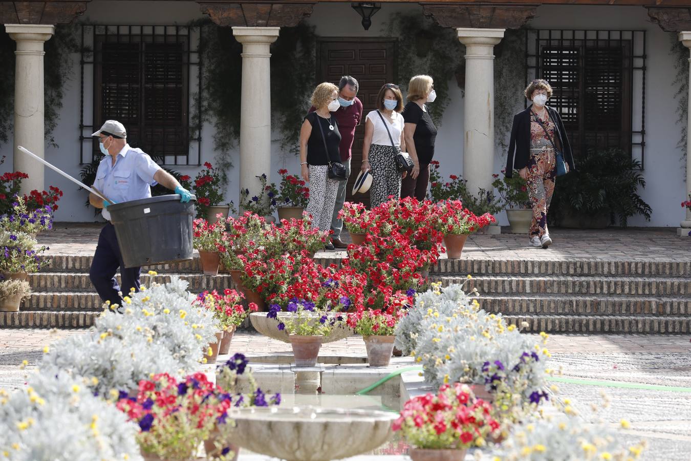 La reapertura de Viana y los Jardines del Alcázar de Córdoba, en imágenes