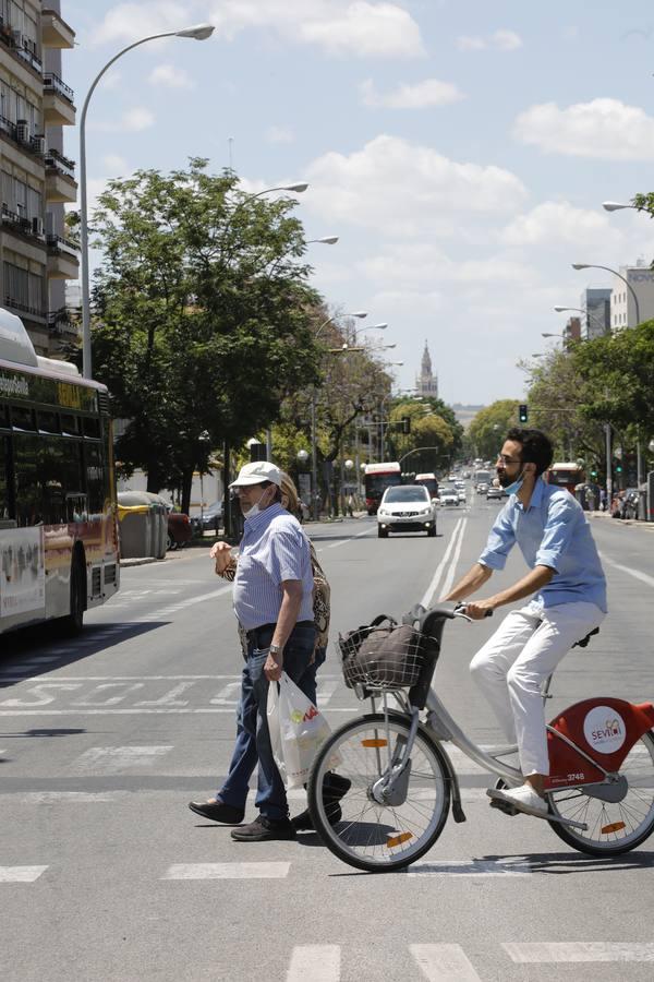 En imágenes: Sevilla, otra vez con atascos con la desescalada