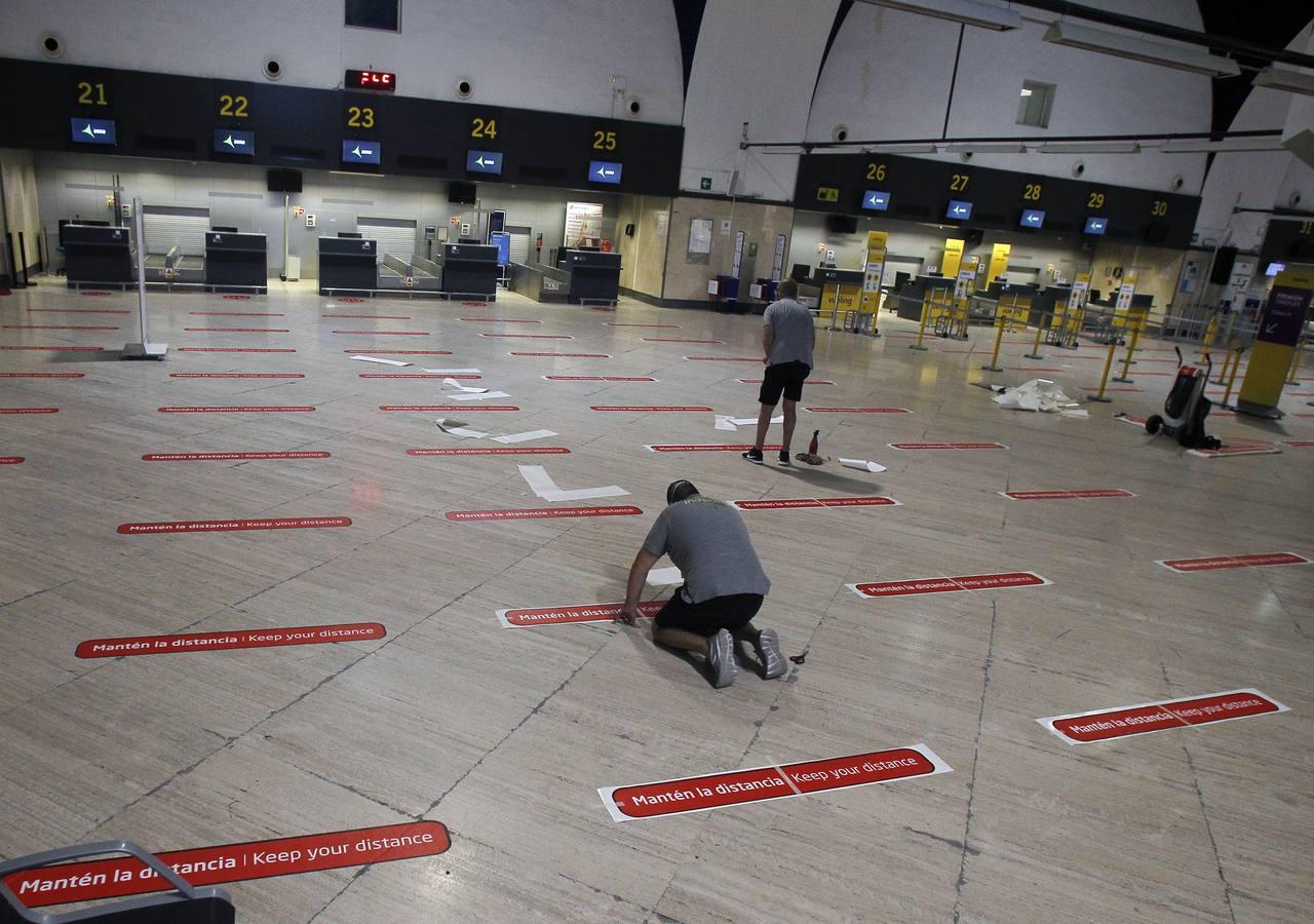 El aeropuerto de Sevilla toma medidas contra el coronavirus