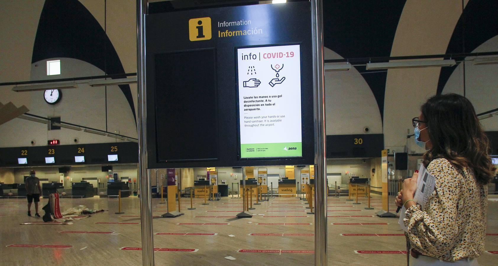 El aeropuerto de Sevilla toma medidas contra el coronavirus