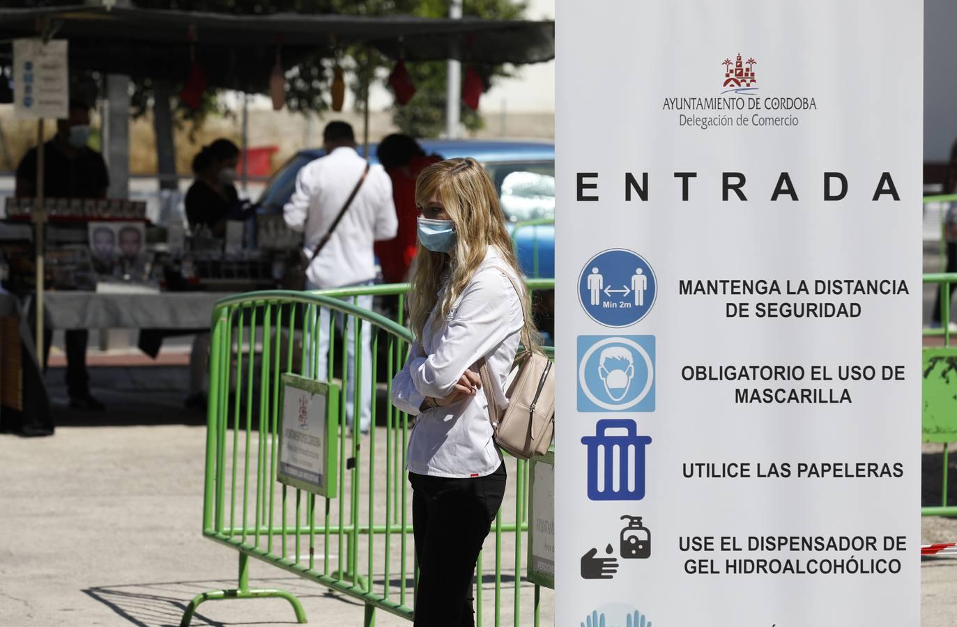 La vuelta de los mercadillos en Córdoba, en imágenes