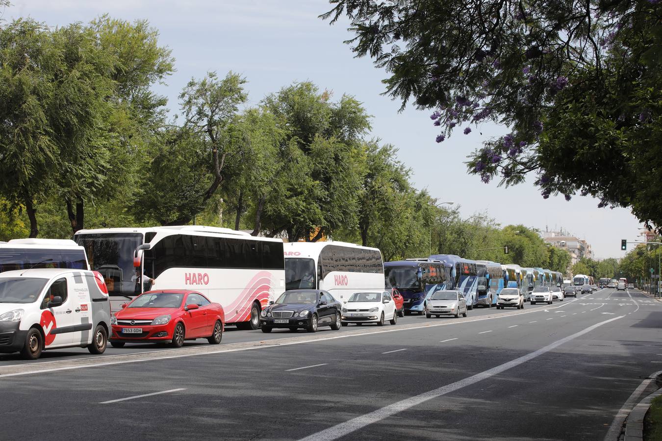 El sector del autocar se moviliza en Sevilla