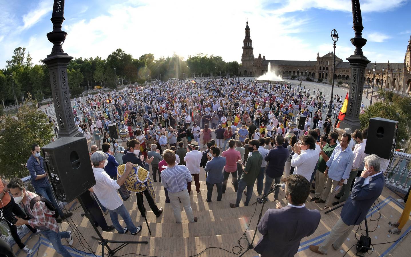 En imágenes, paseo taurino reivindicativo por las calles de Sevilla