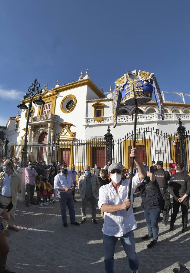 En imágenes, paseo taurino reivindicativo por las calles de Sevilla