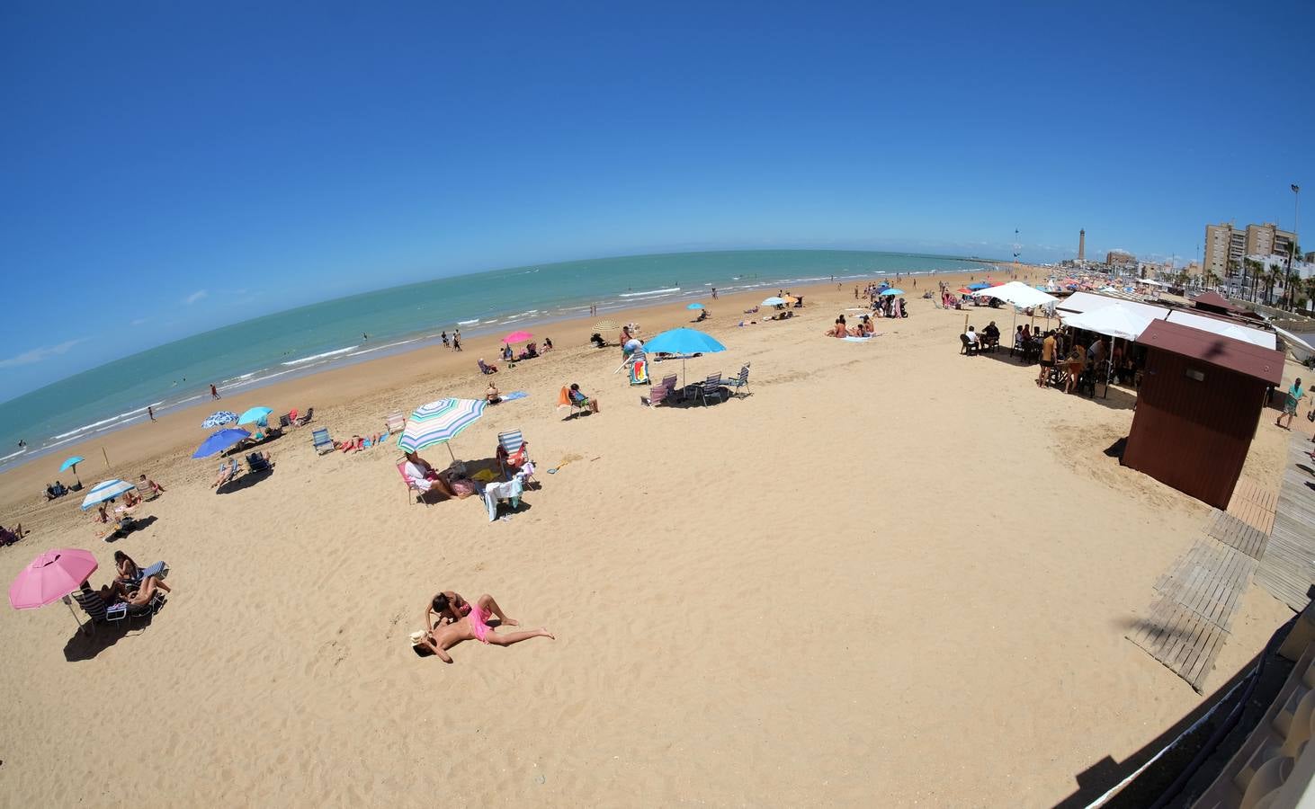 Tranquilidad en la playa de Regla en Chipiona