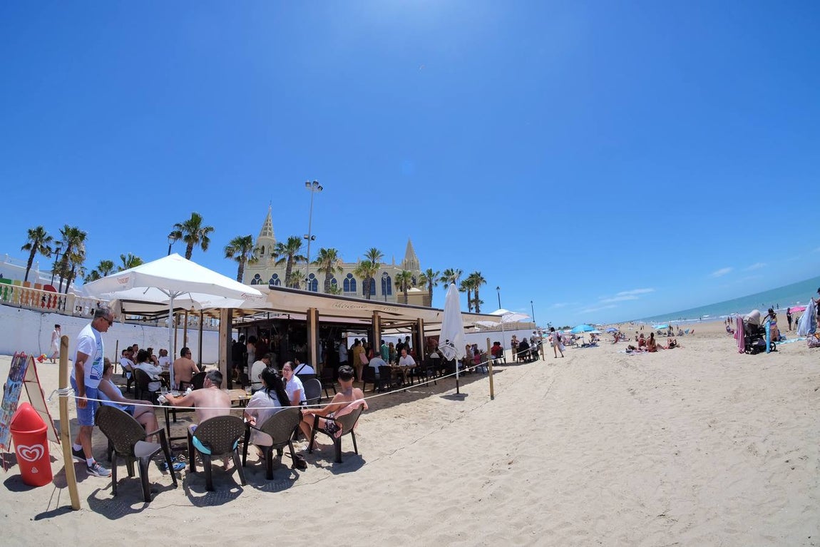 Tranquilidad en la playa de Regla en Chipiona