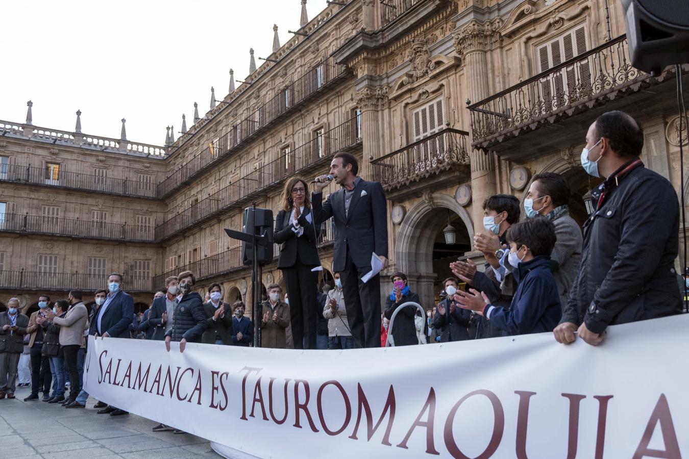 Enrique Ponce, en la concentración de Salamanca. 