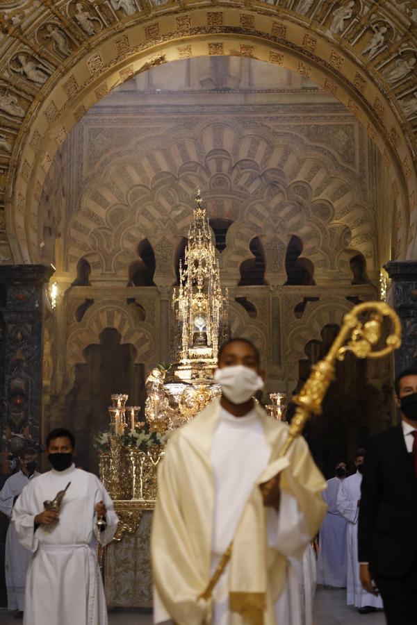 La procesión del Corpus Christi de Córdoba, en imágenes