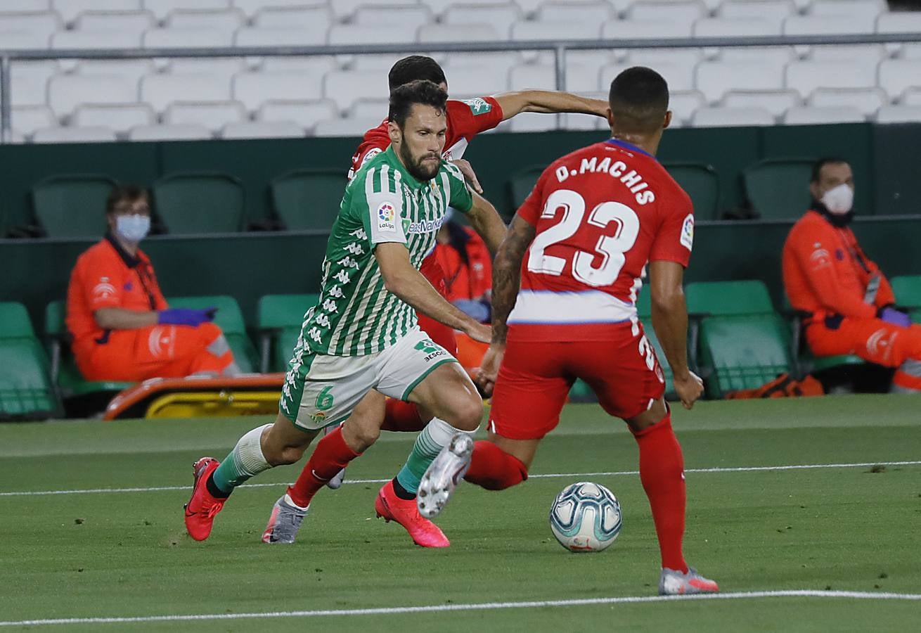 En imágenes, el Betis-Granada en el Villamarín