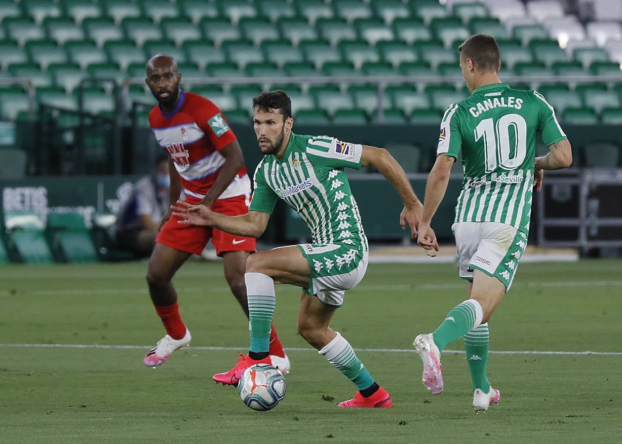 En imágenes, el Betis-Granada en el Villamarín