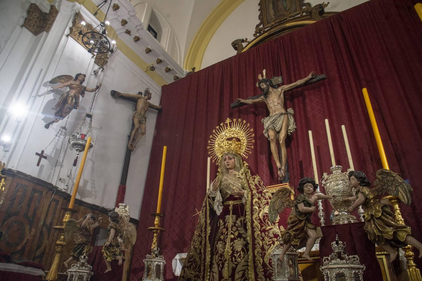 Los titulares de Montserrat en su capilla