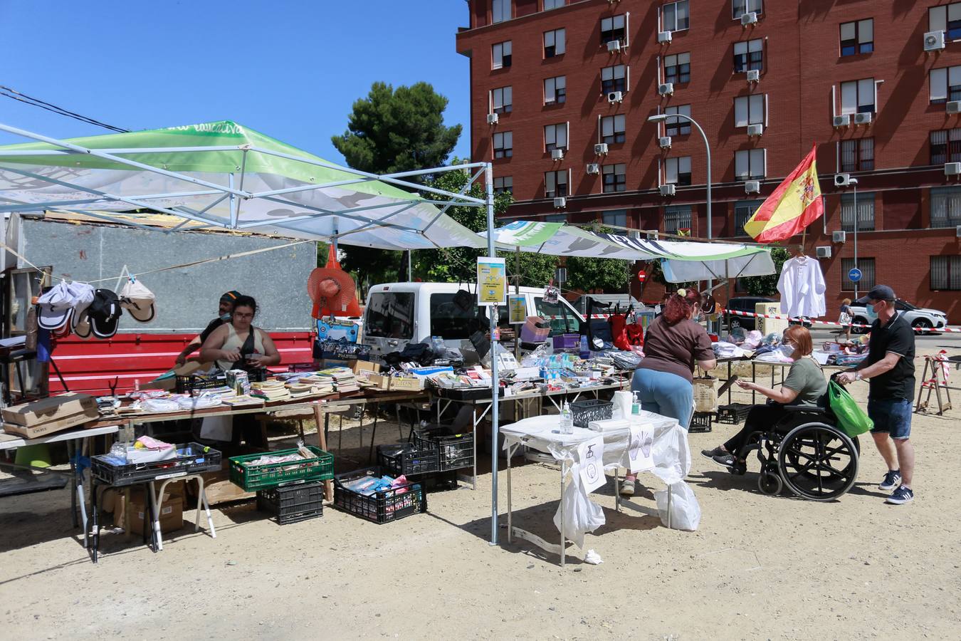 Reabre el mercadillo de Cerro Amate