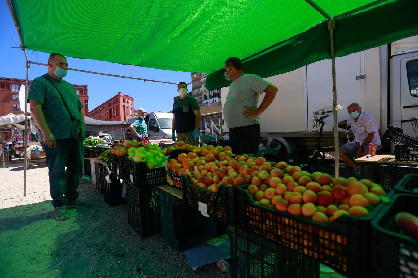 Reabre el mercadillo de Cerro Amate