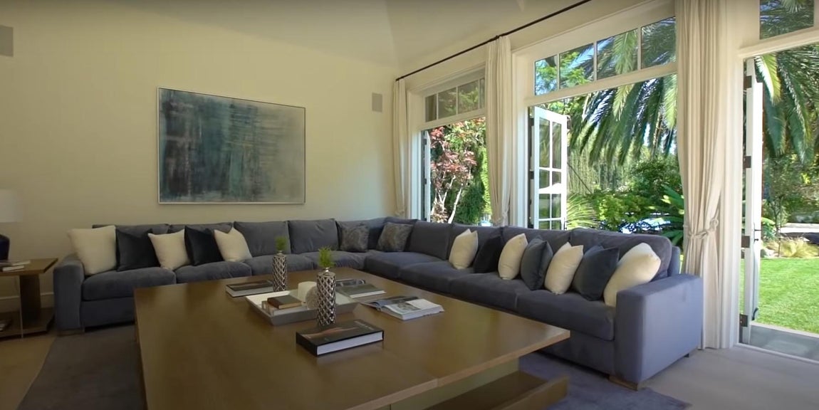 Espacios confortables. Muchas de las estancias están orientadas al gran jardín. Además, la gran vegetación les da la privacidad que necesitan y permite que no sean vistos.