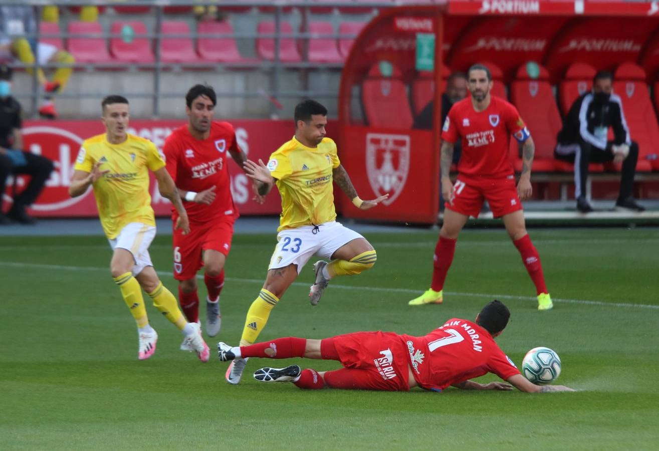 FOTOS: Numancia - Cádiz CF en Soria