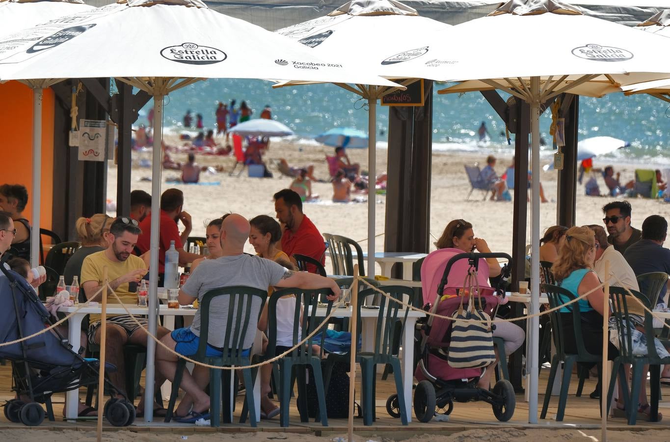 Tranquila jornada de playa en Sanlúcar de Barrameda