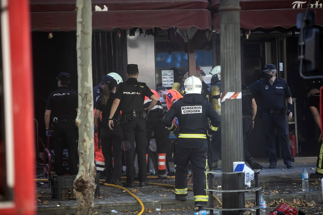 En imágenes, el peligroso incendio en el centro de Córdoba