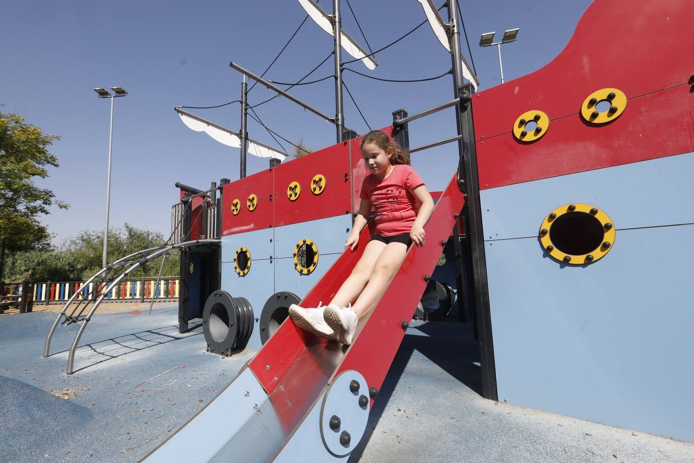 La reapertura de los parques infantiles y la Ciudad de los Niños de Córdoba, en imágenes