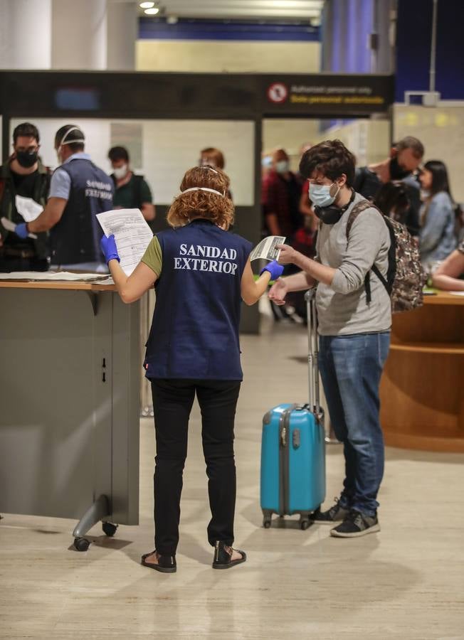 El aeropuerto de Sevilla regresa poco a poco a la normalidad con más actividad