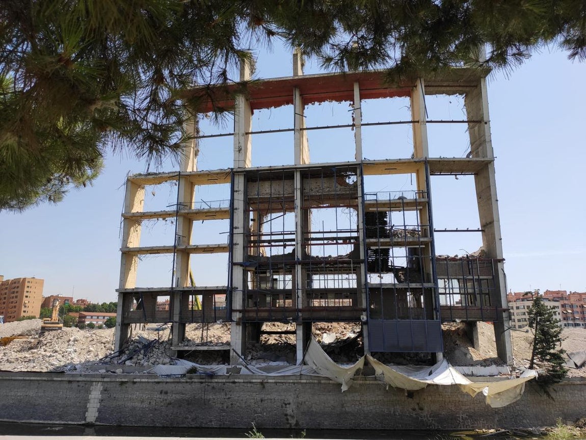 La lenta agonía del Calderón, cerca de su final