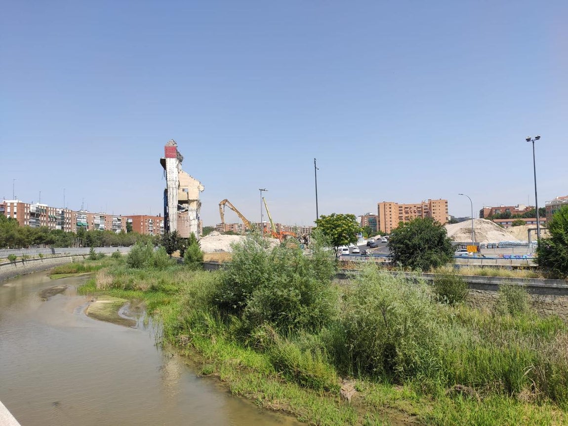 La lenta agonía del Calderón, cerca de su final