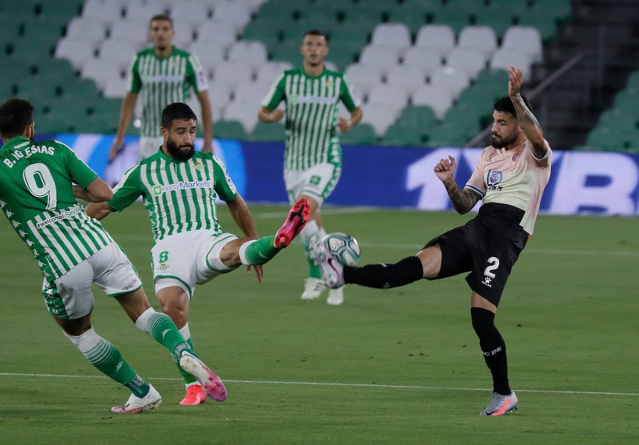 En imágenes, el Betis-Espanyol en el Villamarín