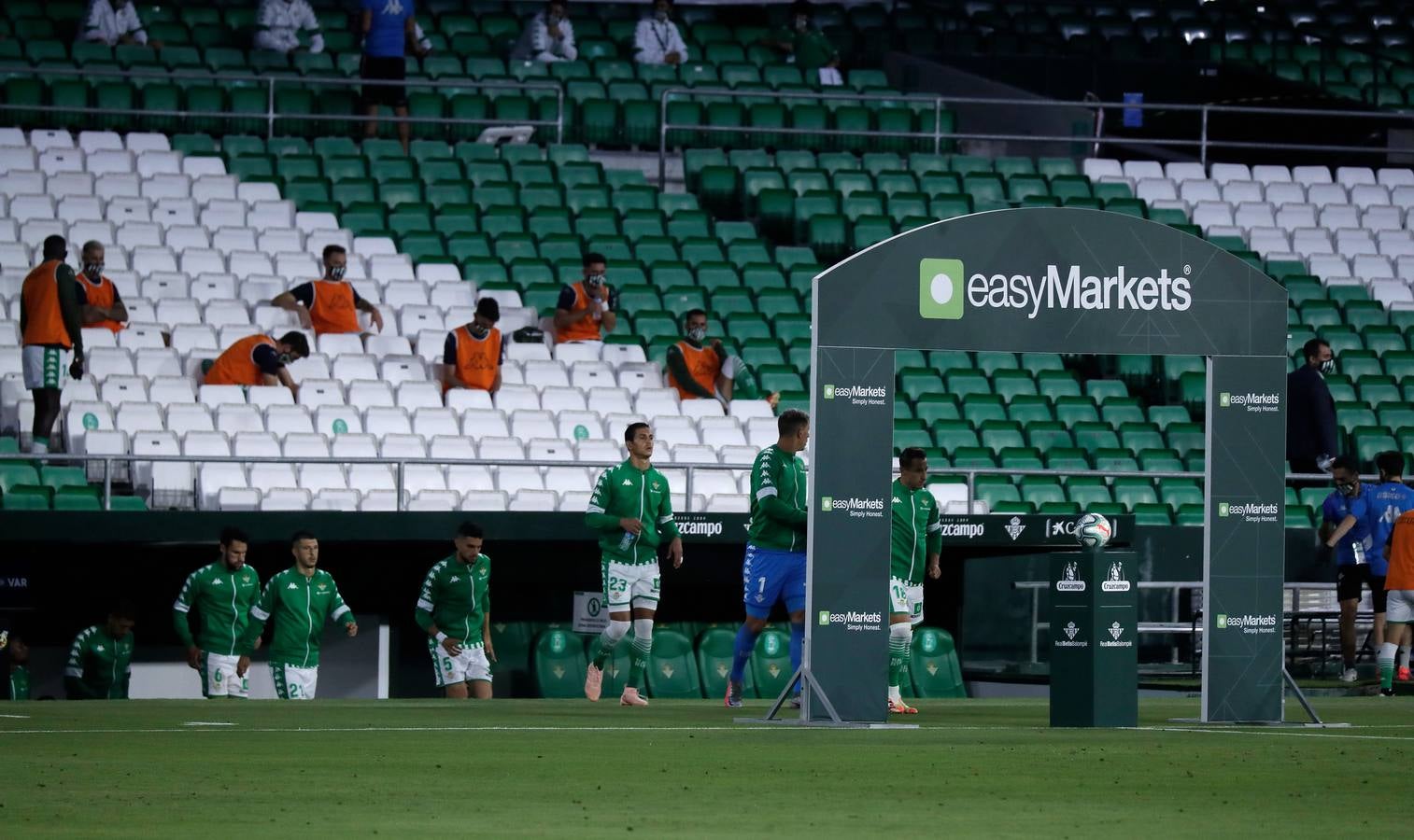 En imágenes, el Betis-Espanyol en el Villamarín