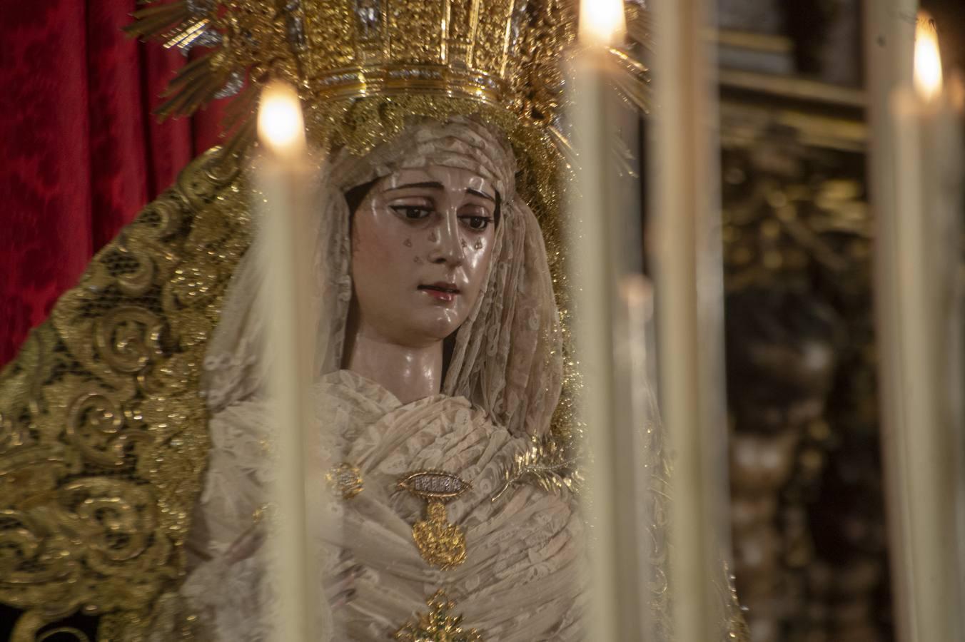 Los titulares del Buen Fin, en el altar mayor de San Antonio de Padua