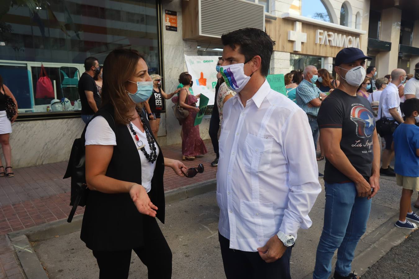 La protesta de padres y alumnos en Córdoba contra el recorte de unidades educativas