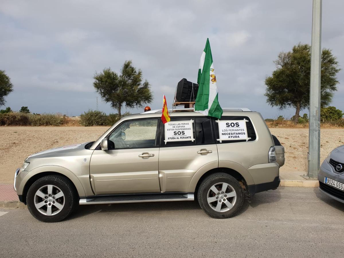 FOTOS: Los feriantes de la bahía de Cádiz piden «medidas urgentes»